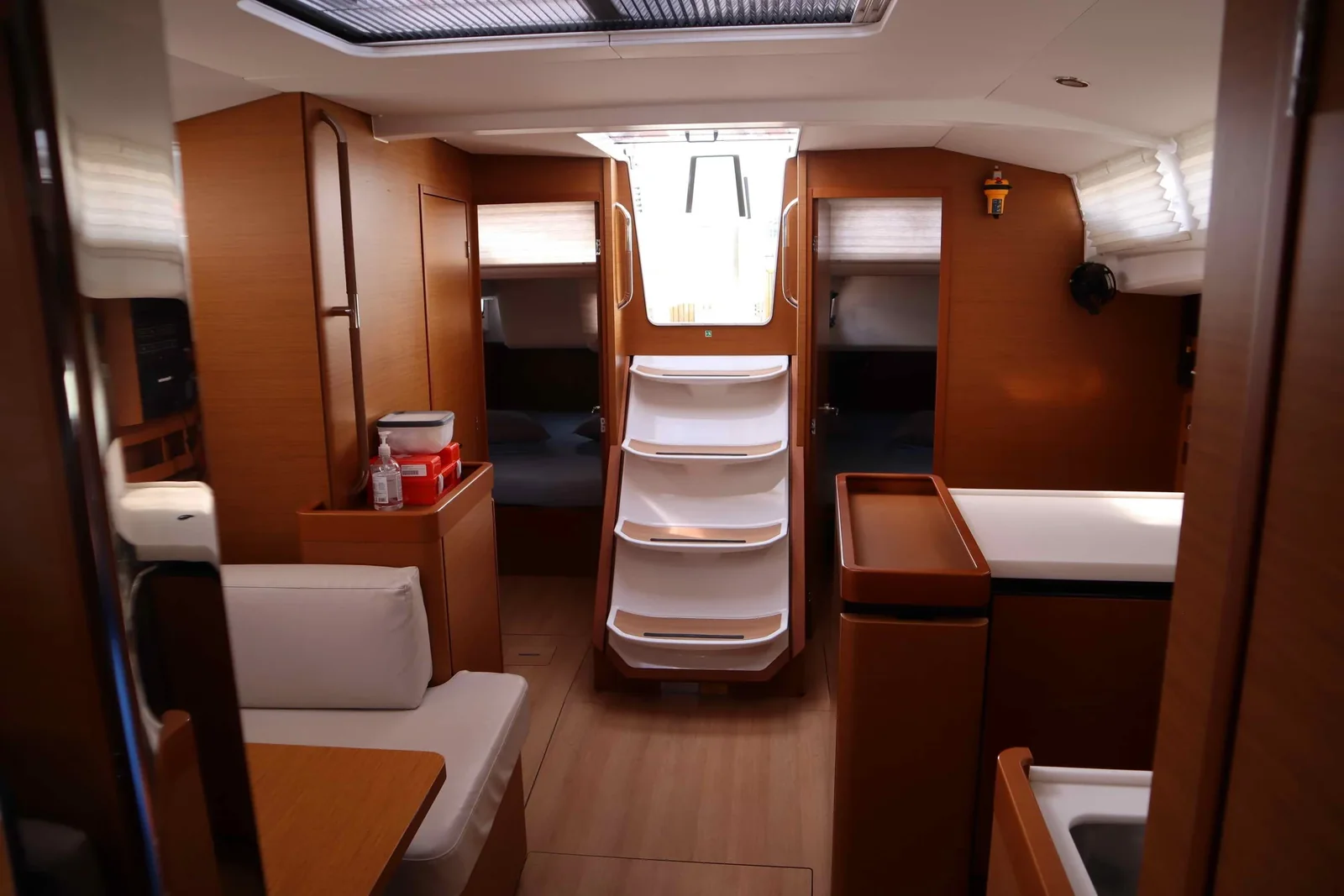 Yacht JEANNEAU Sun Odyssey 440 - Diamond - Foto 1