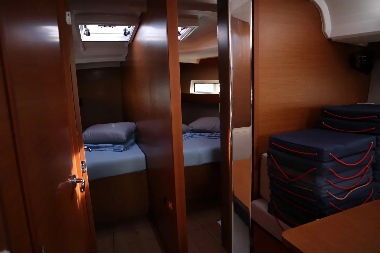 Yacht JEANNEAU Sun Odyssey 440 - Diamond - Foto 1