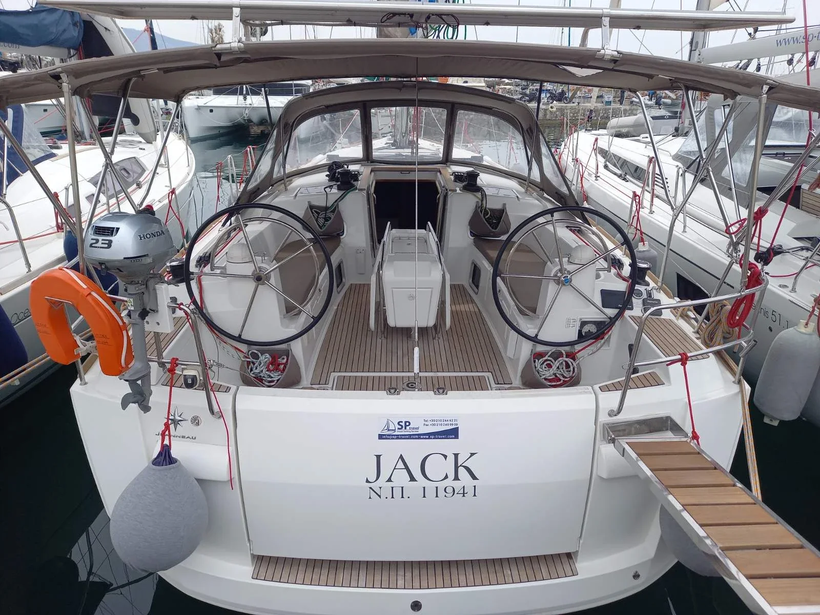 Yacht JEANNEAU Sun Odyssey 479 - Jack