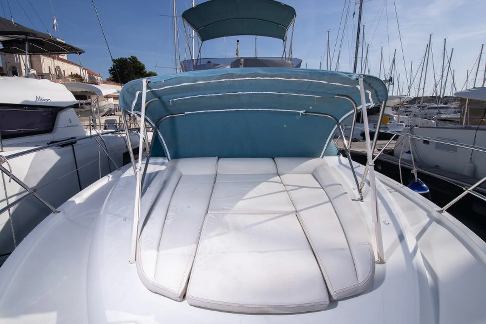 Yacht BENETEAU Antares 36 - Capricorn - Foto 1