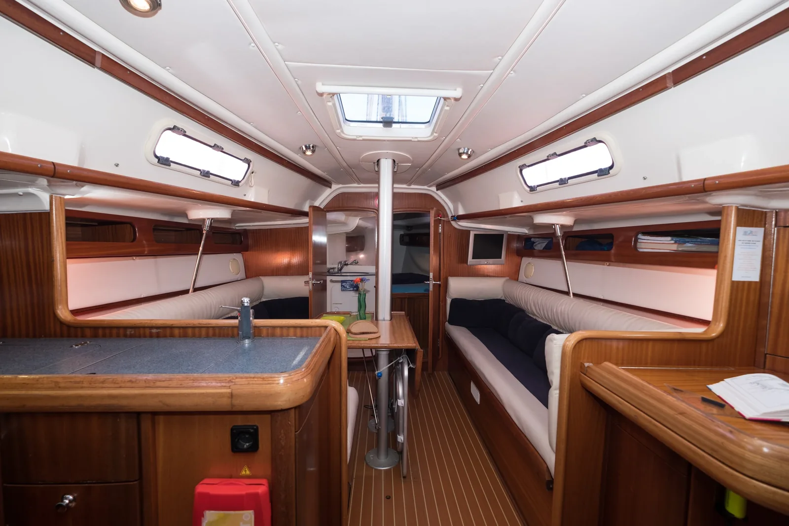 Yacht BAVARIA 38 Match - Artix - Foto 2