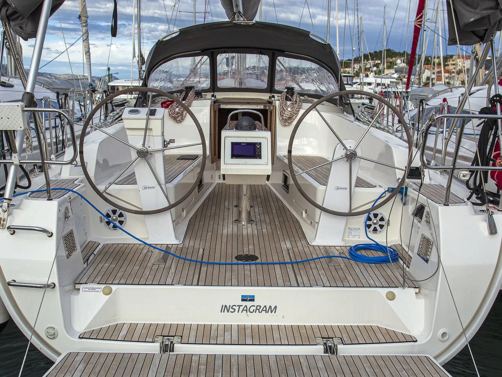 Yacht BAVARIA Cruiser 41 - Instagram - Foto 1