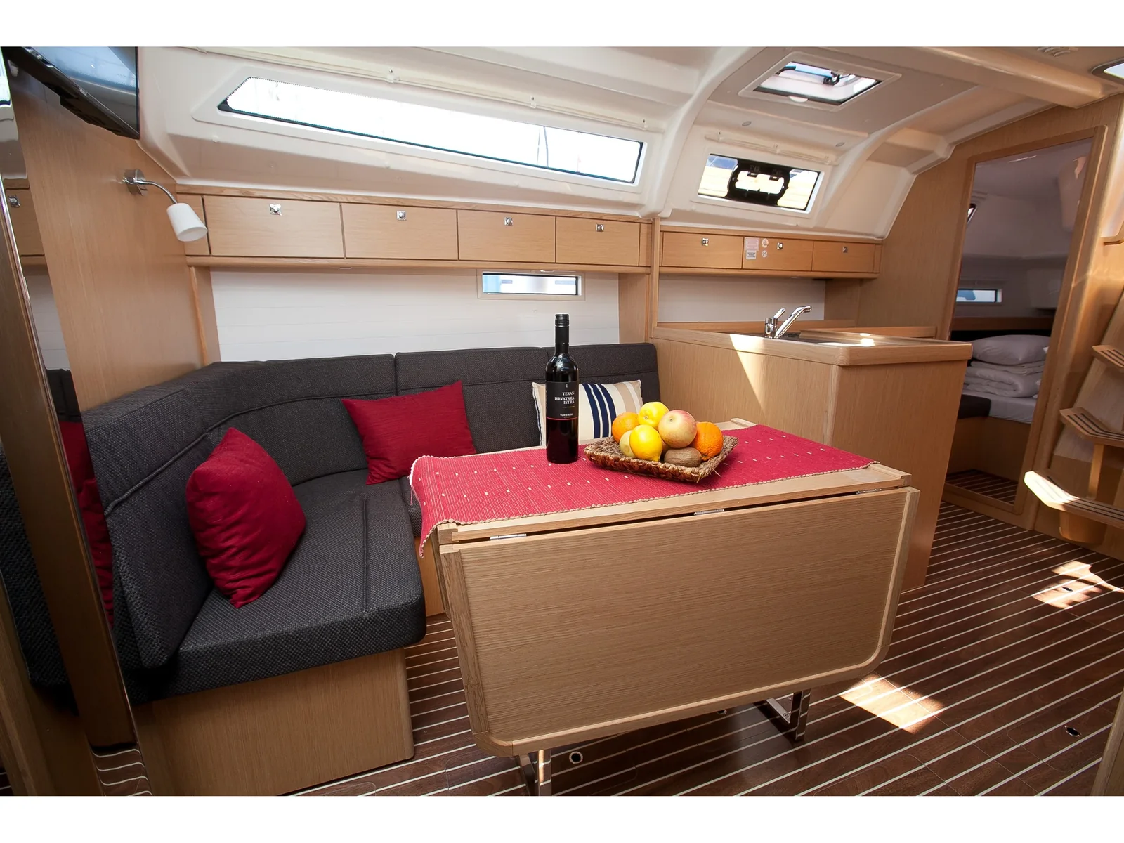 Yacht BAVARIA Cruiser 37 - Matija - Foto 1