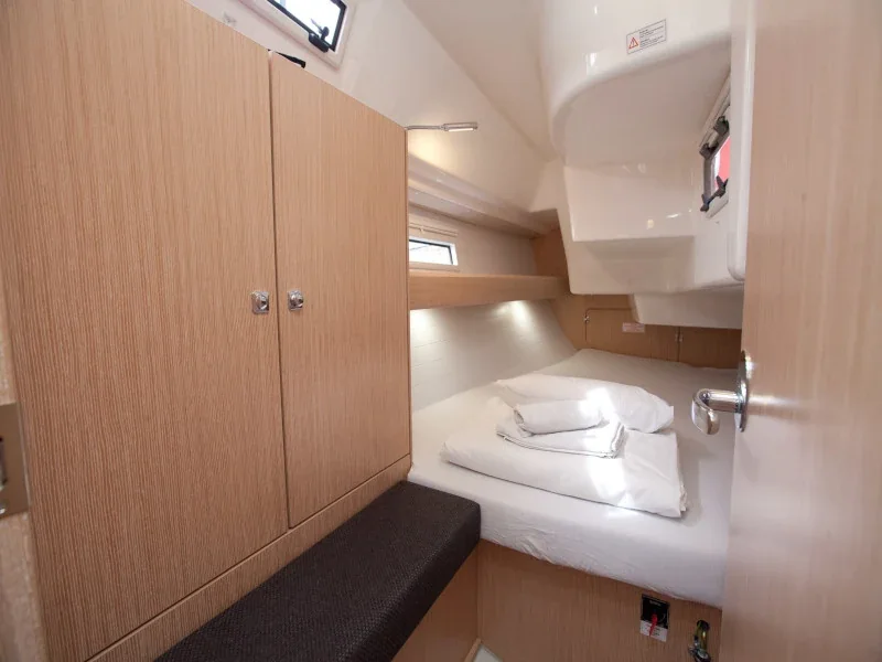 Yacht BAVARIA Cruiser 34 Style - Aston - Foto 1