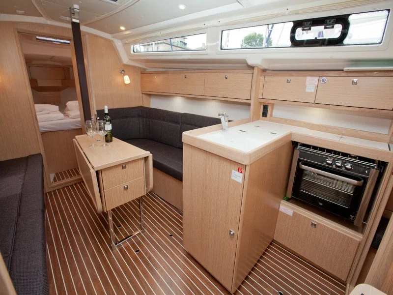 Yacht BAVARIA Cruiser 34 Style - Aston - Foto 1