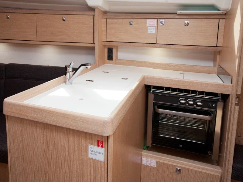 Yacht BAVARIA Cruiser 34 Style - Aston - Foto 1