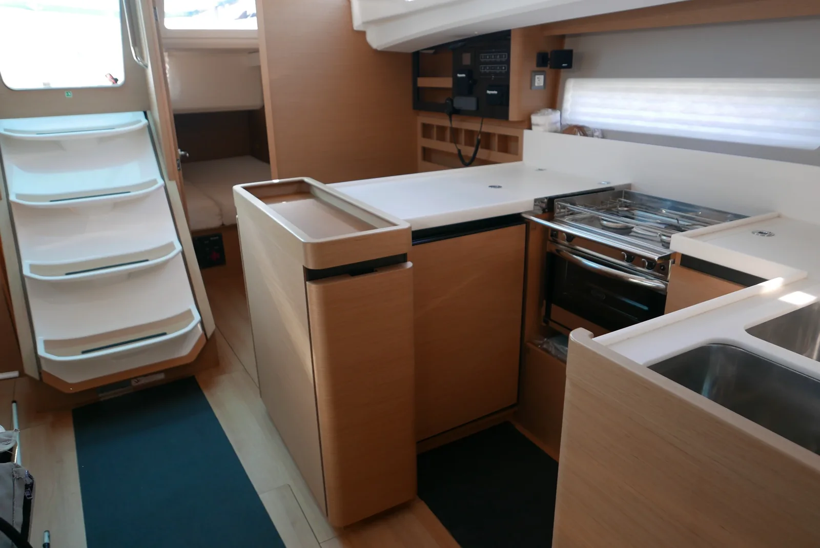 Yacht JEANNEAU Sun Odyssey 440 - Frenetica - Foto 1