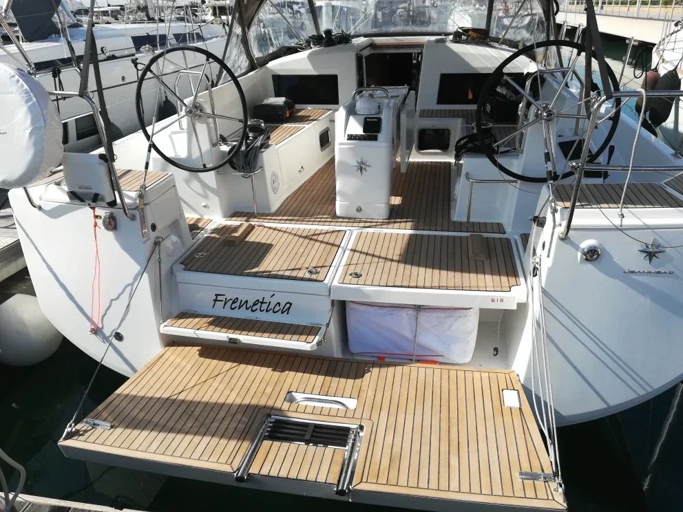 Yacht JEANNEAU Sun Odyssey 440 - Frenetica - Foto 1