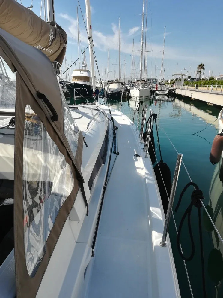 Yacht JEANNEAU Sun Odyssey 440 - Frenetica - Foto 1