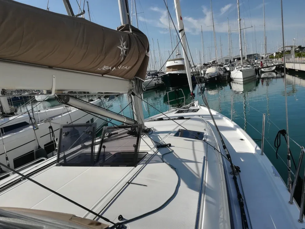 Yacht JEANNEAU Sun Odyssey 440 - Frenetica - Foto 1