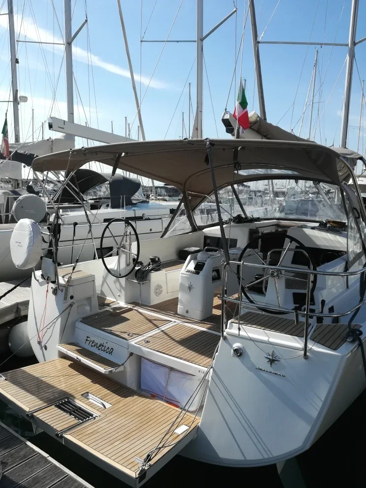 Yacht JEANNEAU Sun Odyssey 440 - Frenetica - Foto 1