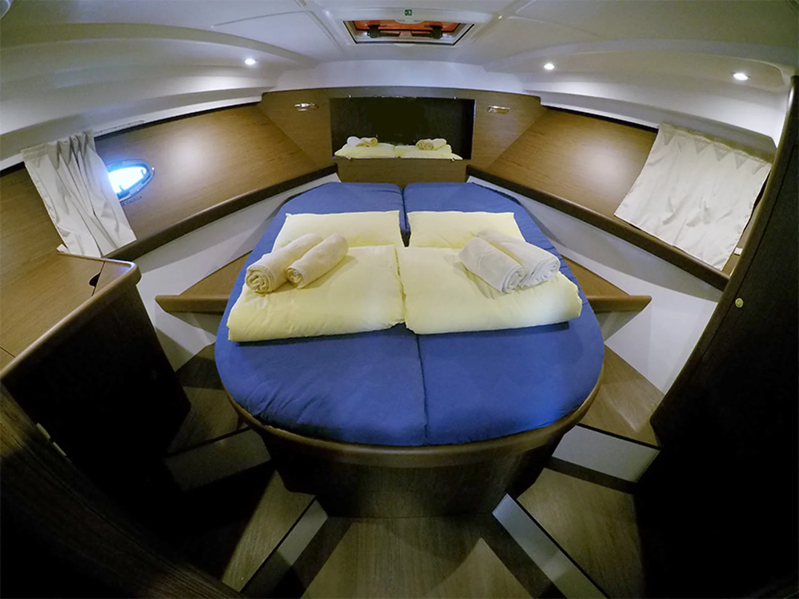 Yacht BENETEAU Antares 36 - Capricorn - Foto 24