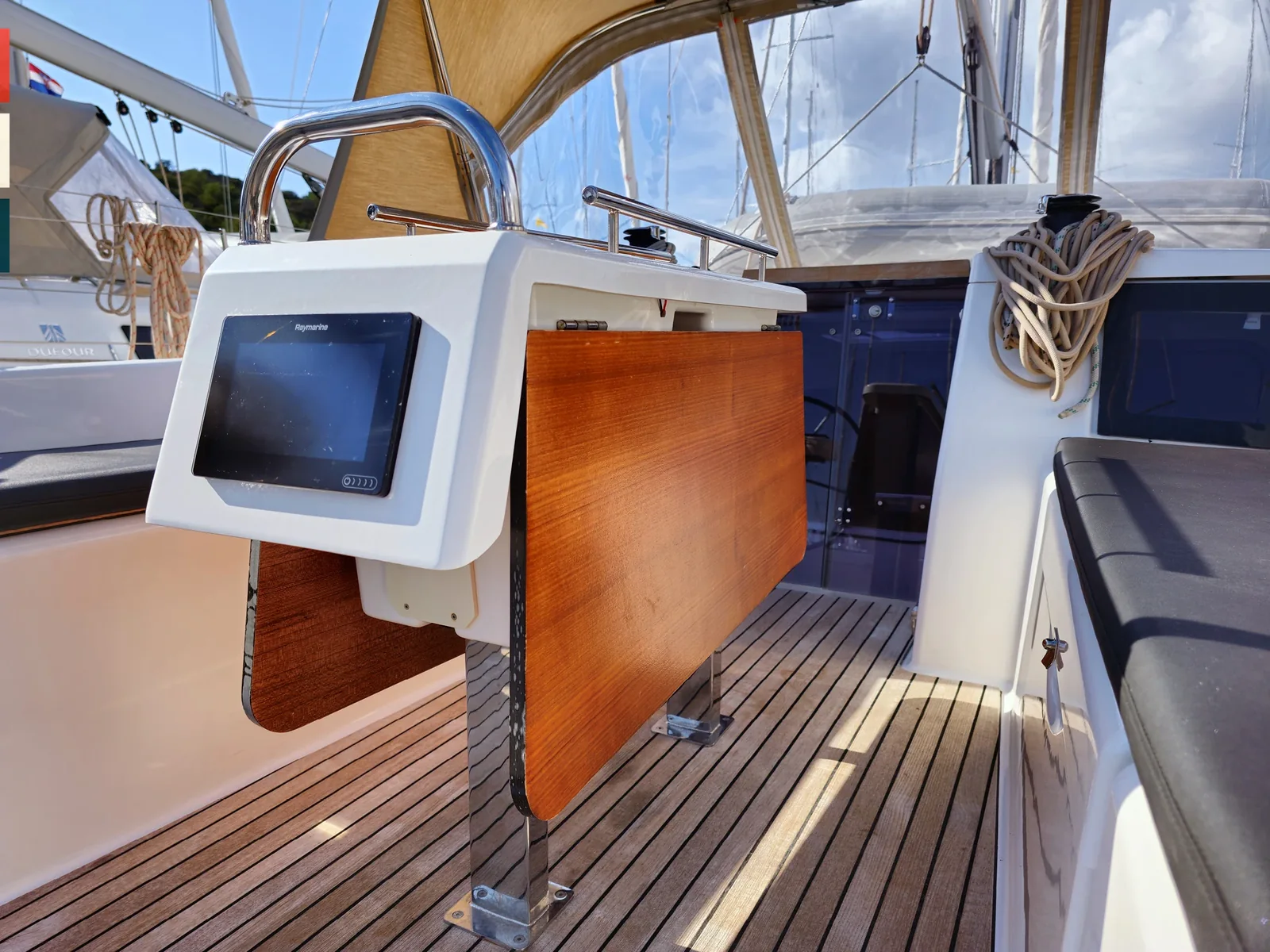 Yacht DUFOUR 360 Grand Large - Layla - Foto 1