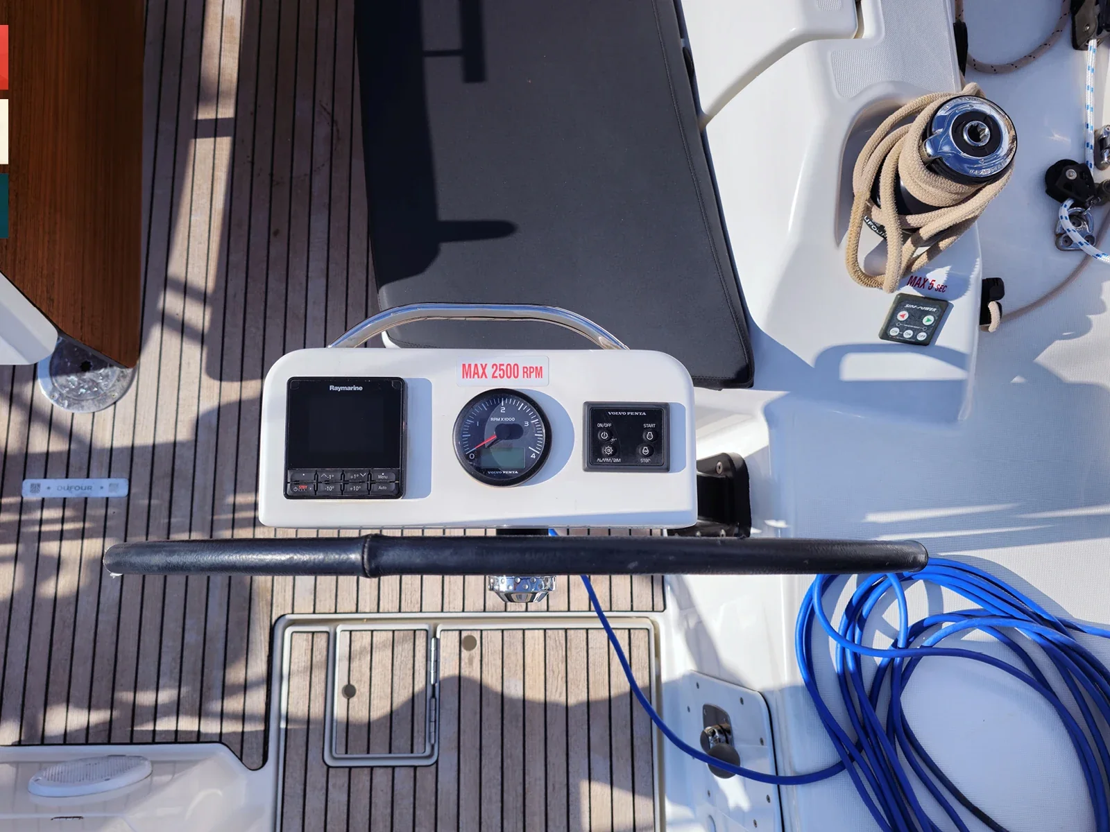 Yacht DUFOUR 390 Grand Large - Mimi - Foto 1