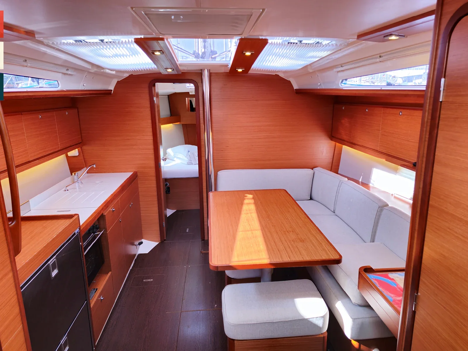 Yacht DUFOUR 390 Grand Large - Mimi - Foto 1