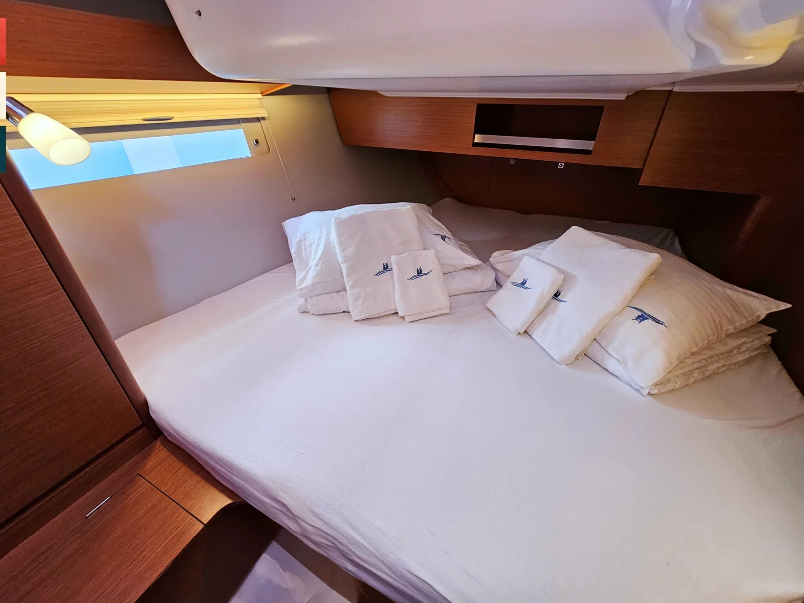 Yacht DUFOUR 390 Grand Large - Mimi - Foto 1