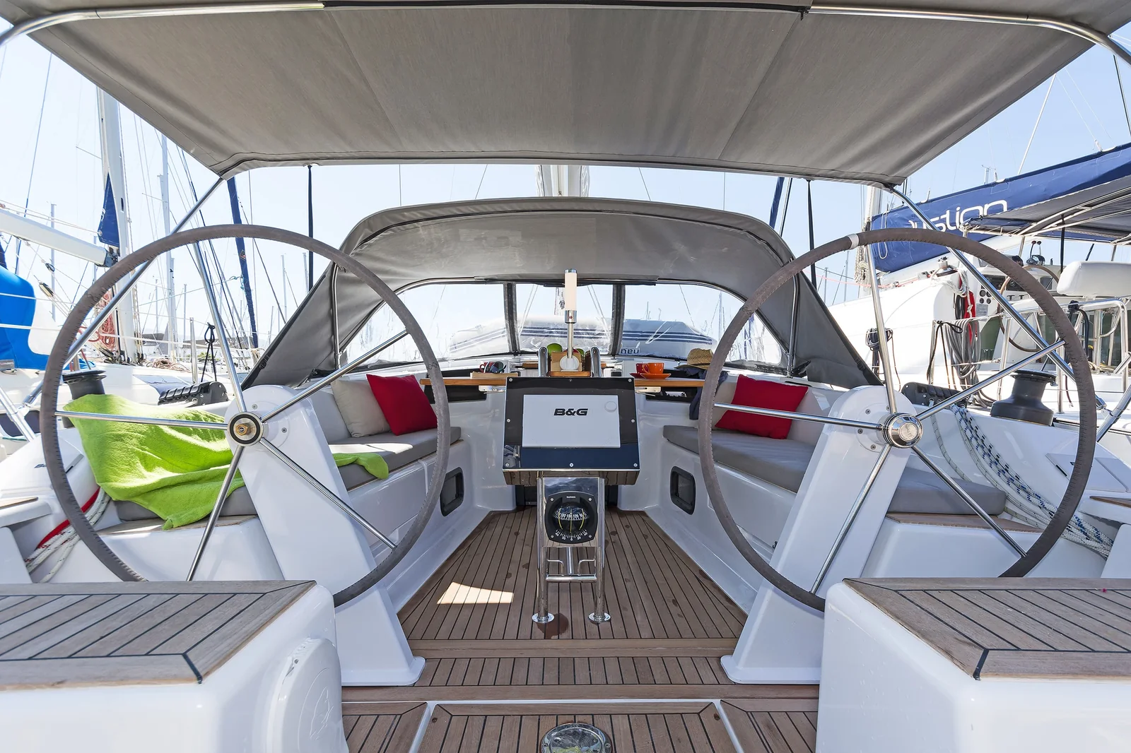Yacht HANSE 385 - Capriccio