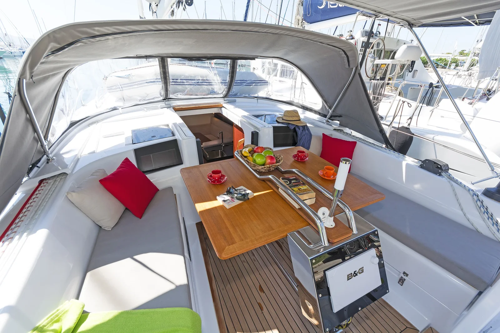 Yacht HANSE 385 - Capriccio - Foto 1