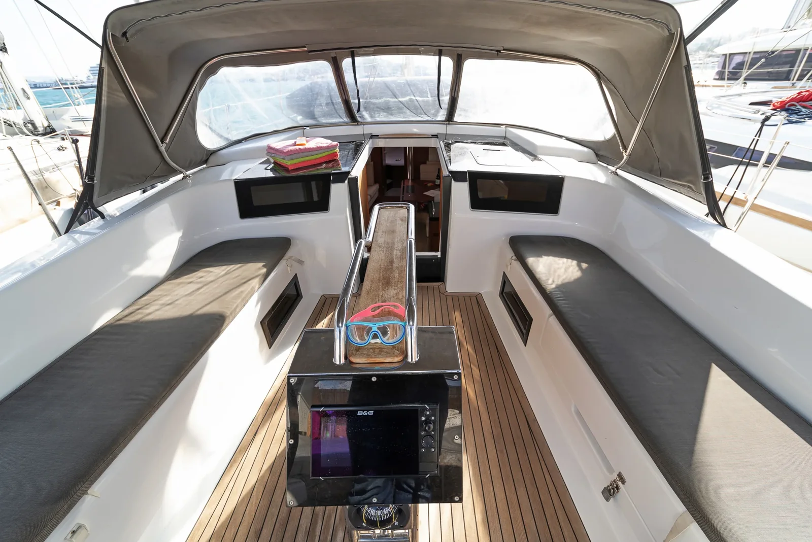 Yacht HANSE 418 - Azur - Foto 1