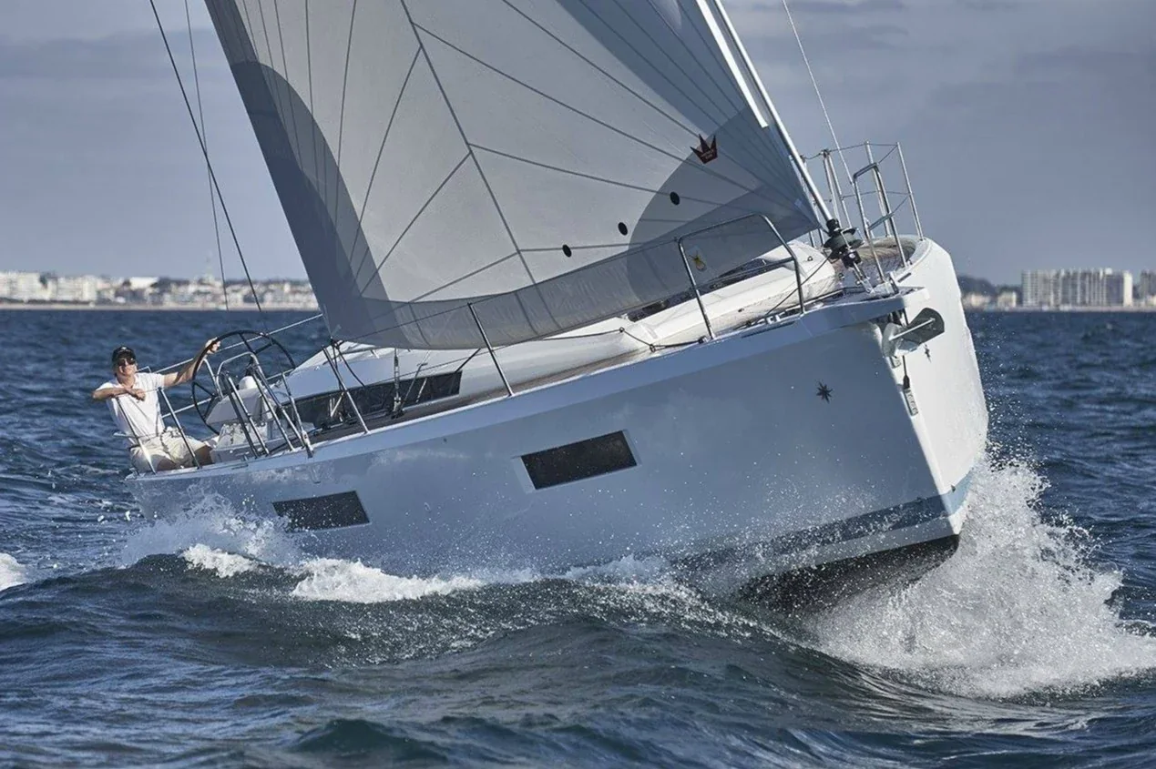 Yacht JEANNEAU Sun Odyssey 440 - Ondeck - Foto 1
