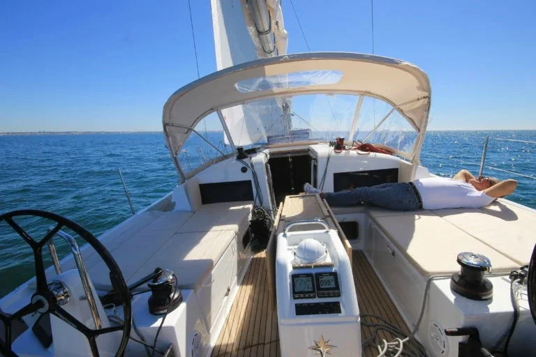 Yacht JEANNEAU Sun Odyssey 440 - Ondeck - Foto 1