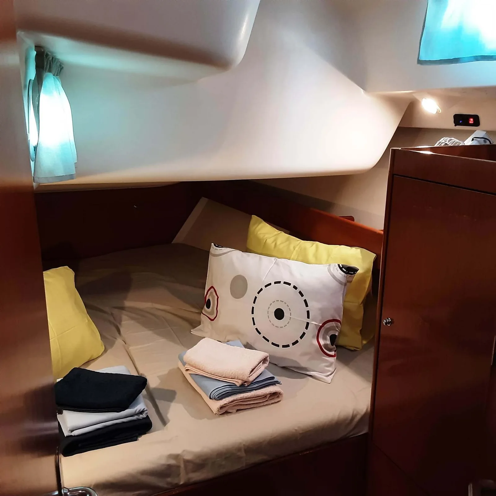 Yacht BENETEAU Cyclades 43.4 - La Luna - Foto 1