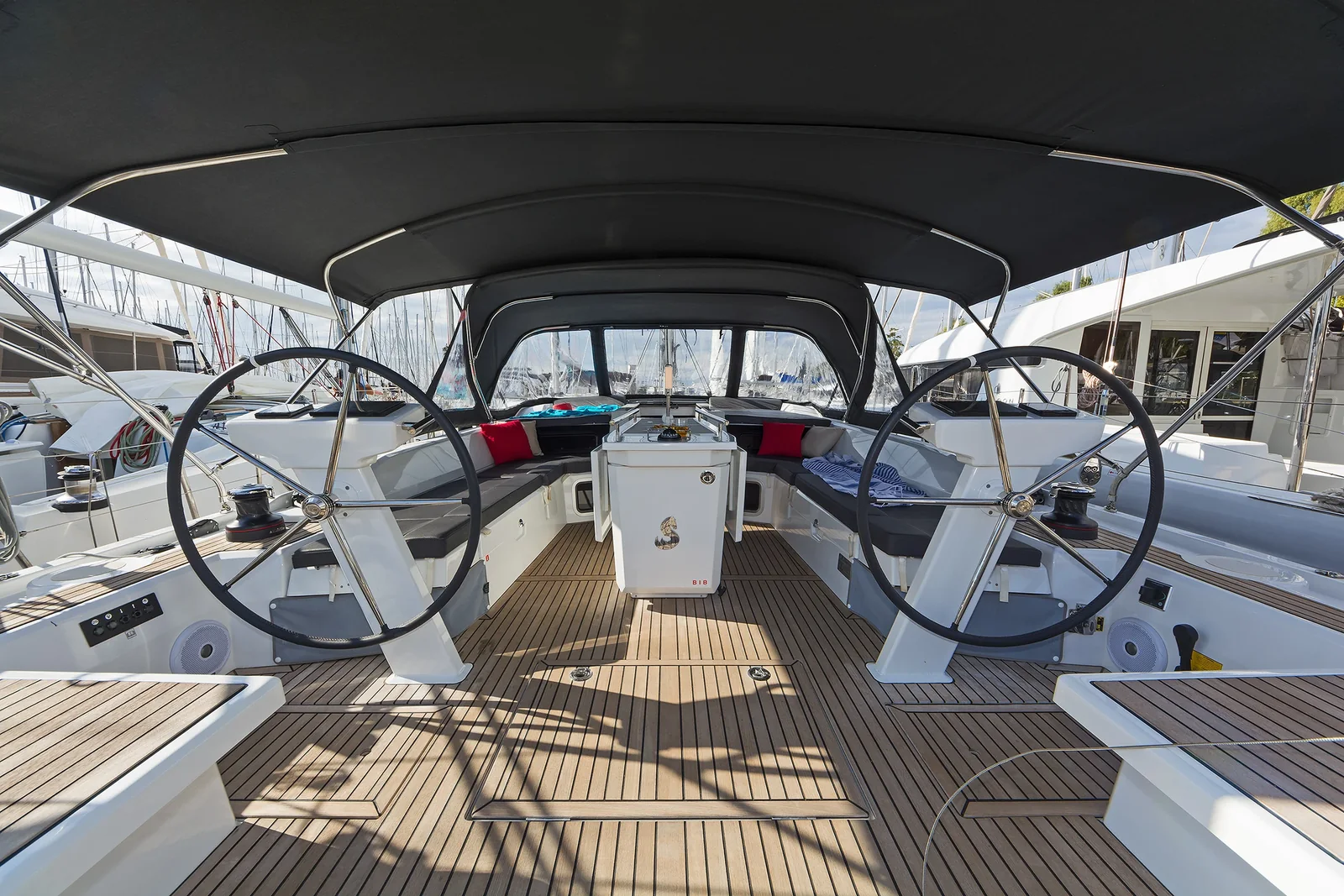 Yacht BENETEAU Oceanis 51.1 - Mamakita - Foto 1