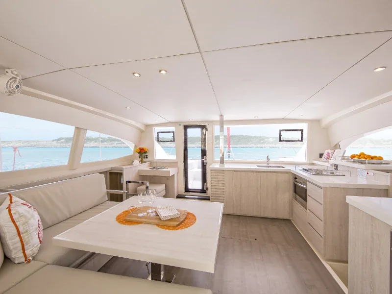 Yacht ROBERTSON AND CAINE Sunsail 404 - Leopard 40 - Foto 1