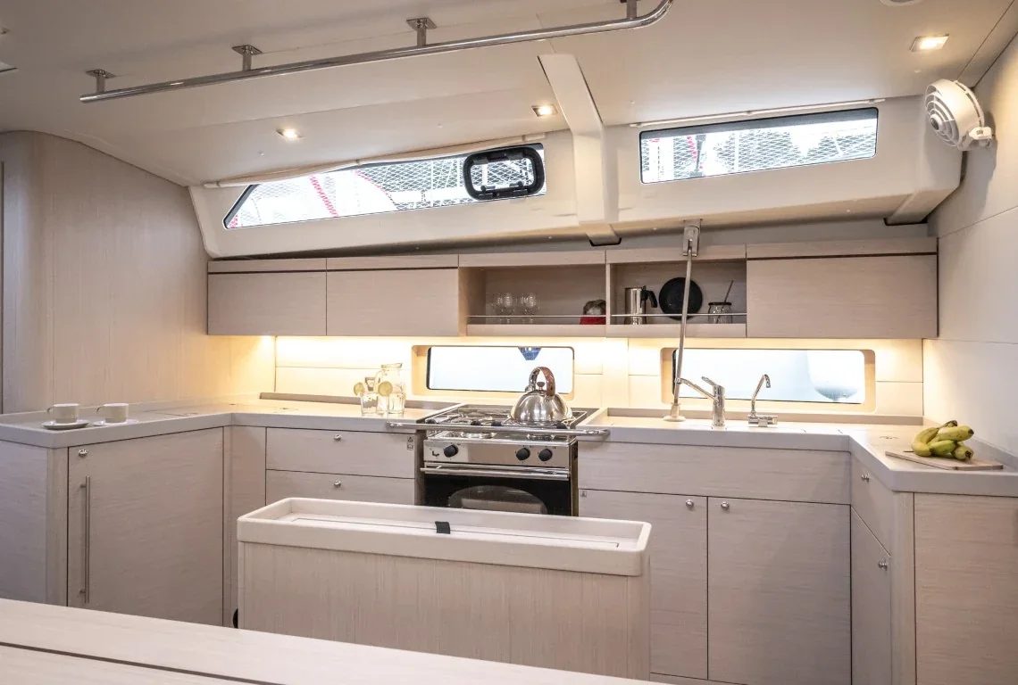 Yacht BENETEAU Oceanis 46.1 - Nalu - Foto 1