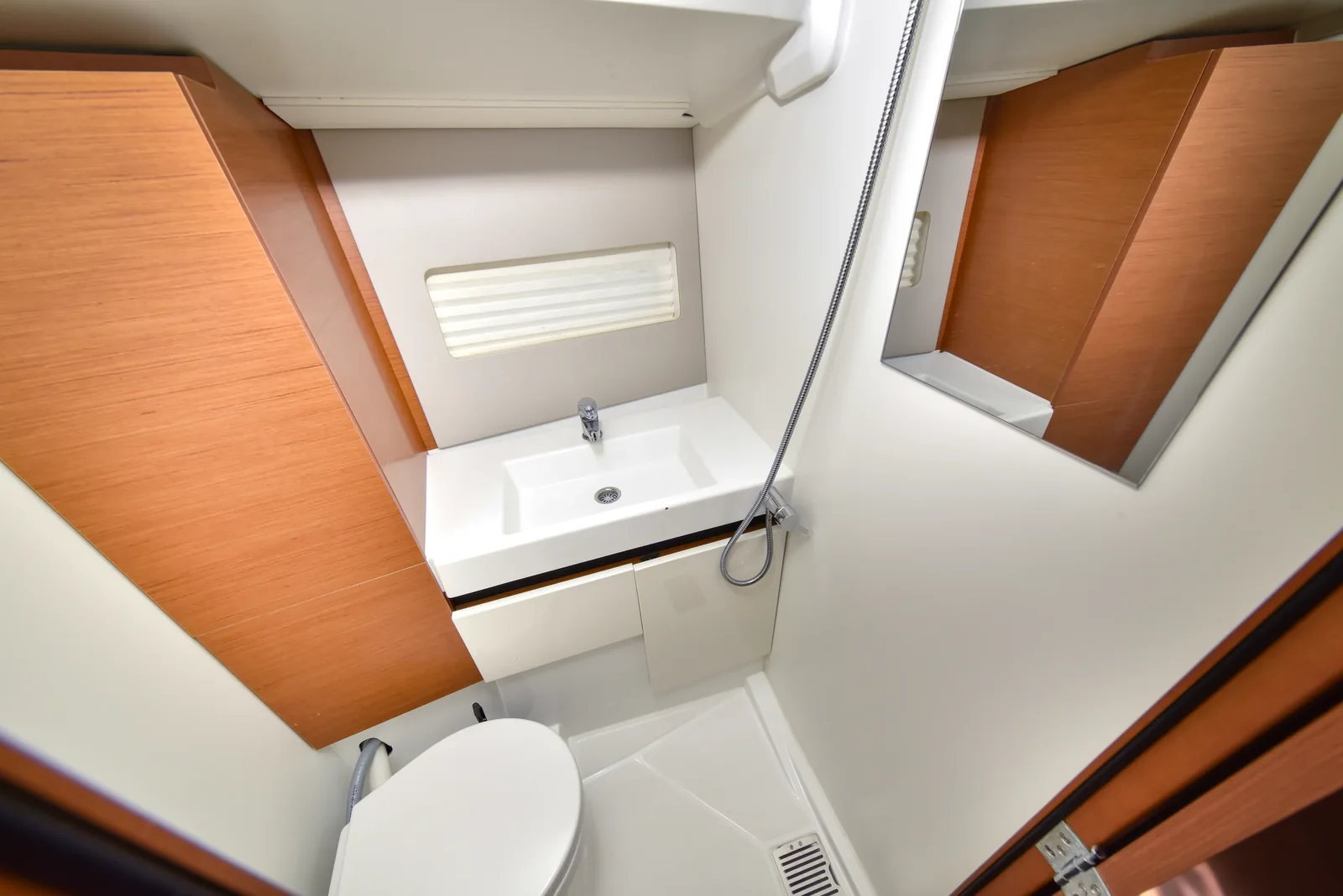 Yacht JEANNEAU Sun Odyssey 490 - Swannabe - Foto 1