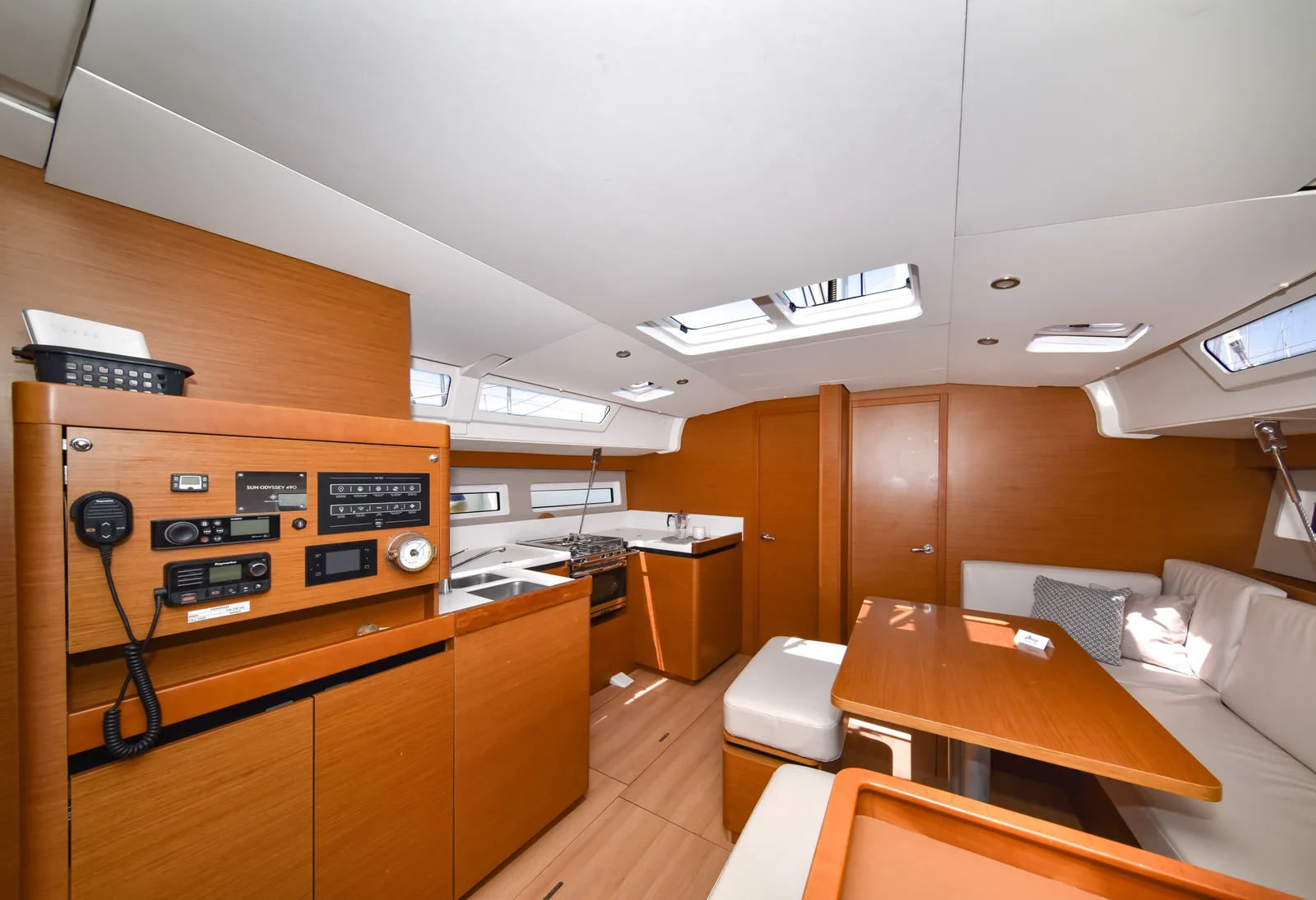 Yacht JEANNEAU Sun Odyssey 490 - Swannabe - Foto 1