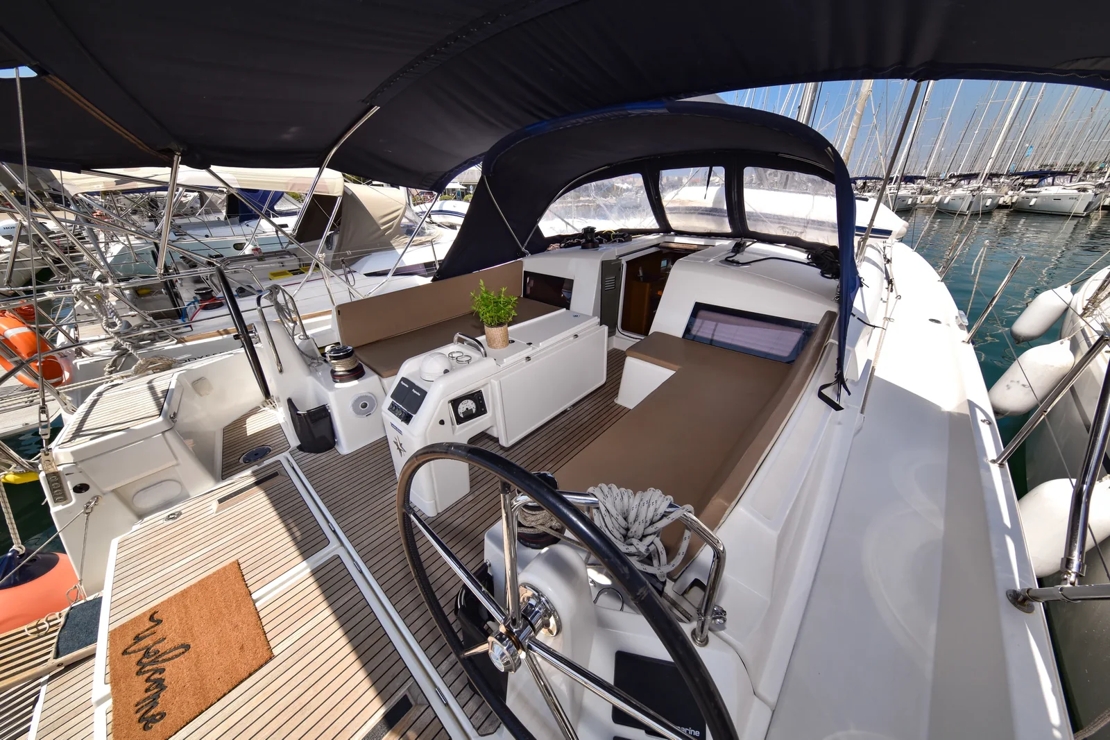 Yacht JEANNEAU Sun Odyssey 490 - Swannabe - Foto 1