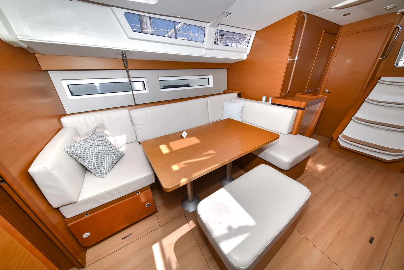 Yacht JEANNEAU Sun Odyssey 490 - Swannabe - Foto 1