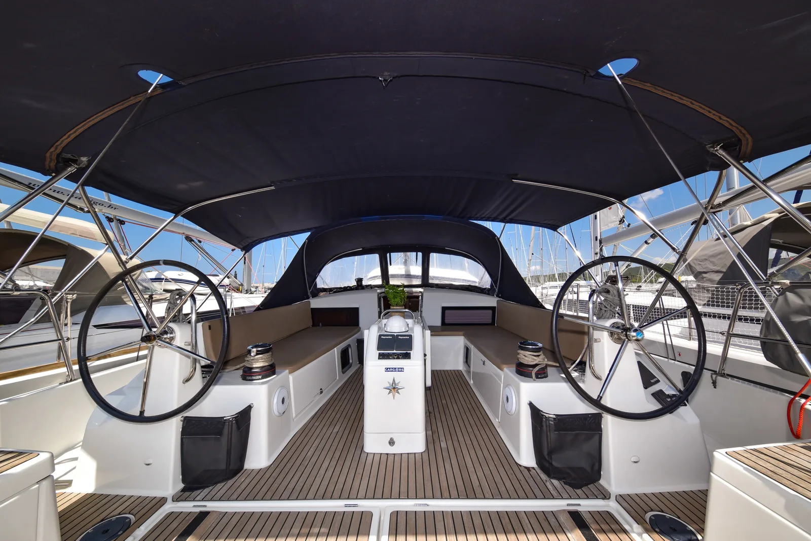 Yacht JEANNEAU Sun Odyssey 490 - Swannabe - Foto 1