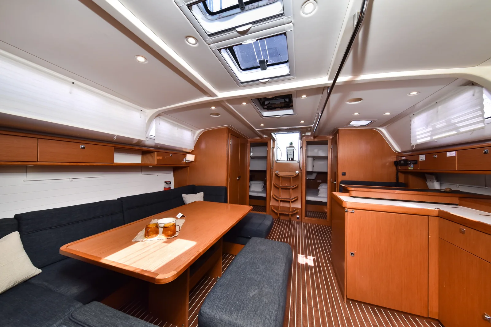 Yacht BAVARIA Cruiser 51 - Yolo - Foto 1