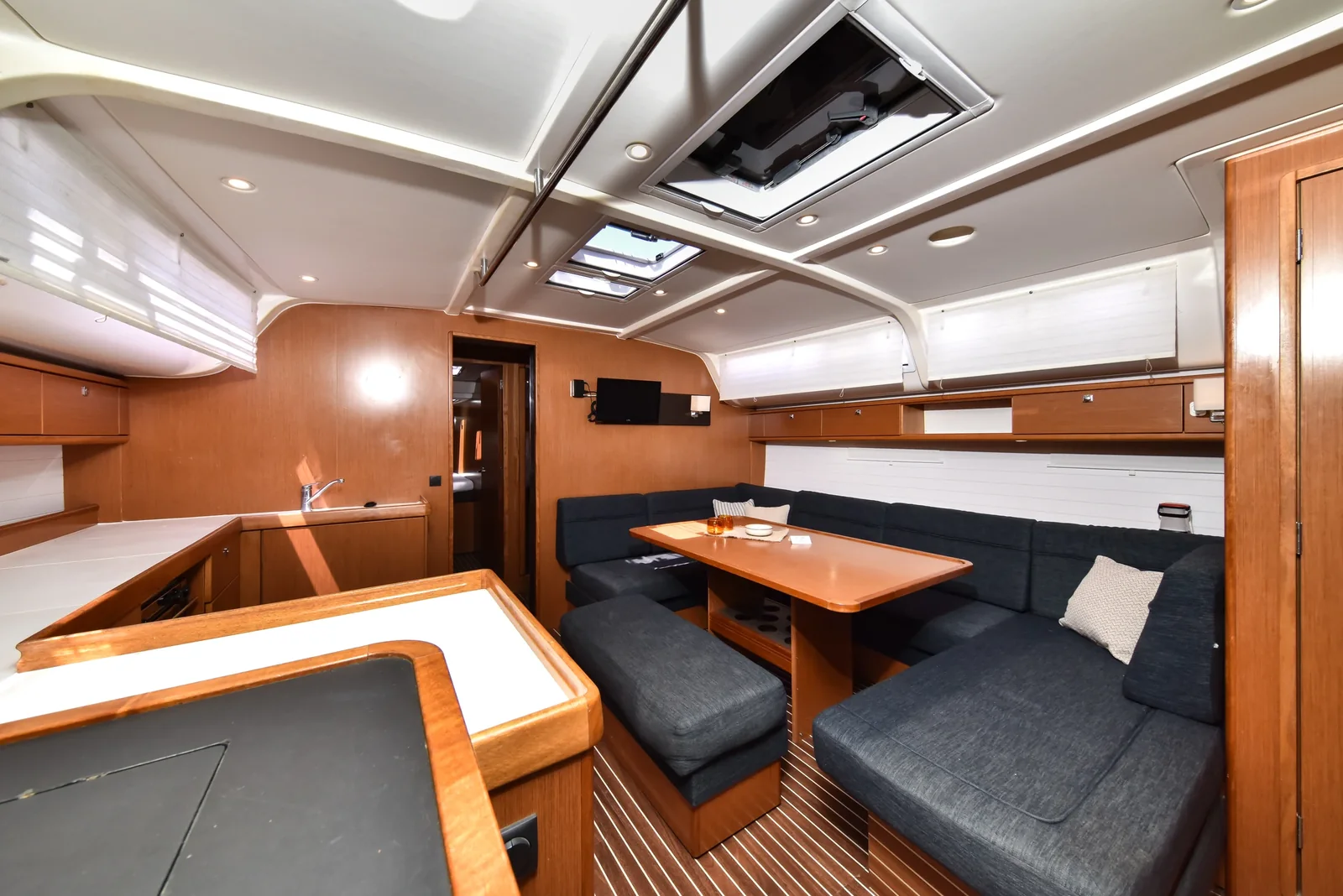 Yacht BAVARIA Cruiser 51 - Yolo - Foto 1
