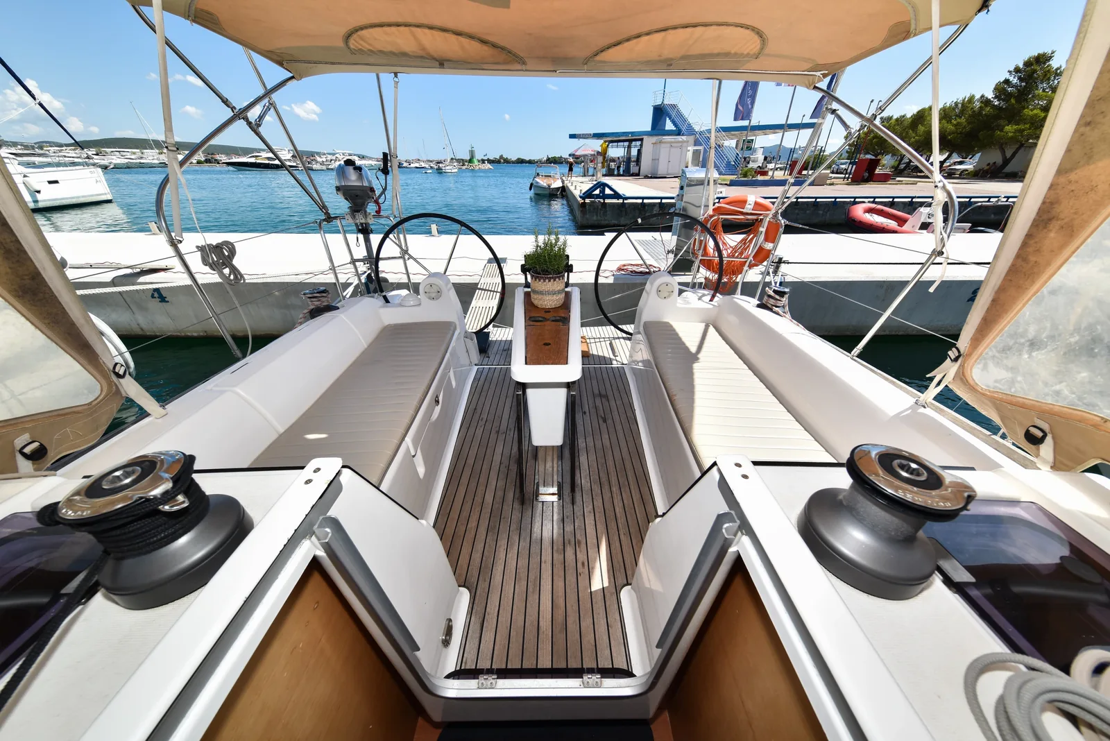 Yacht DUFOUR 350 Grand Large - Pape - Foto 1
