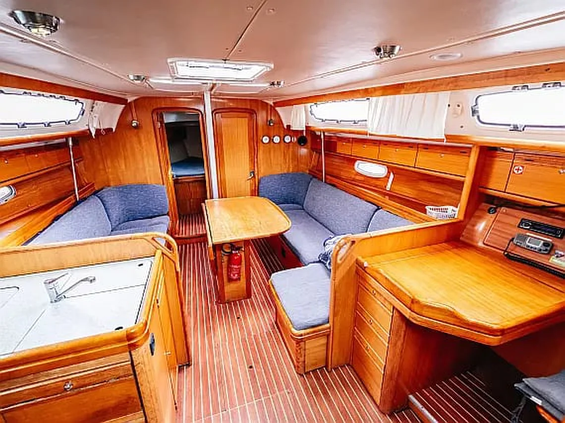 Yacht BAVARIA 38 Cruiser - Marge - Foto 1