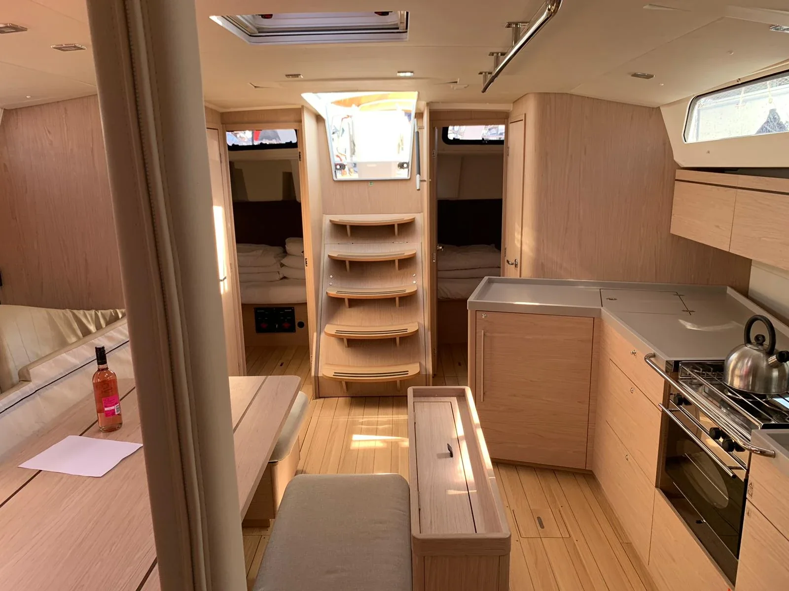 Yacht BENETEAU Oceanis 46.1 - Levitan