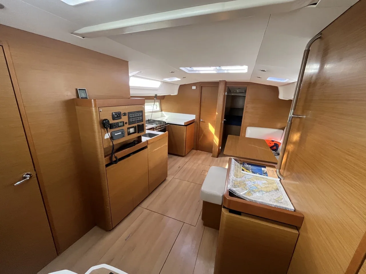 Yacht JEANNEAU Sun Odyssey 490 - Athina - Foto 1