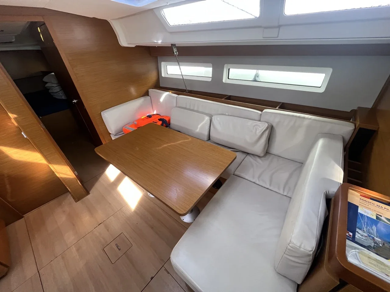 Yacht JEANNEAU Sun Odyssey 490 - Athina - Foto 1