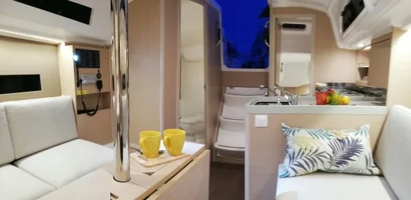 Yacht BENETEAU Oceanis 30.1 - Yoda - Foto 1