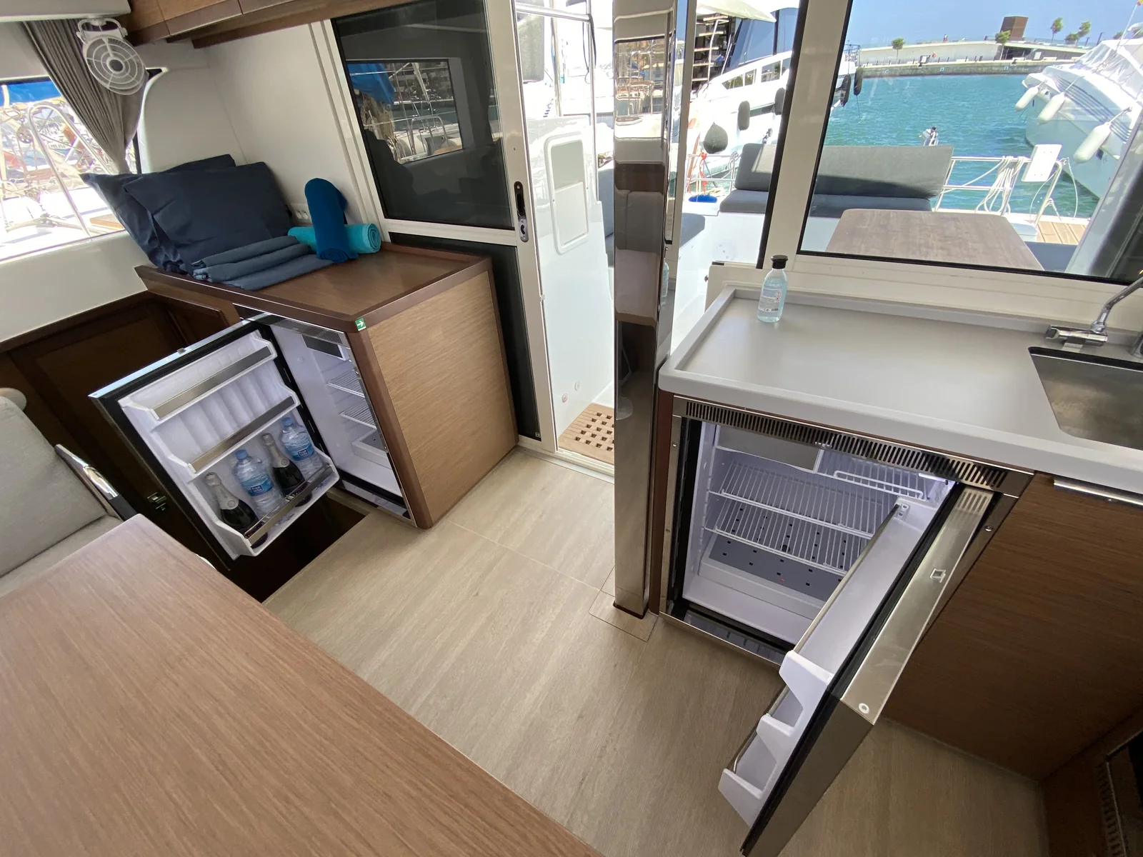 Yacht LAGOON 40 - Eskimo - Foto 1