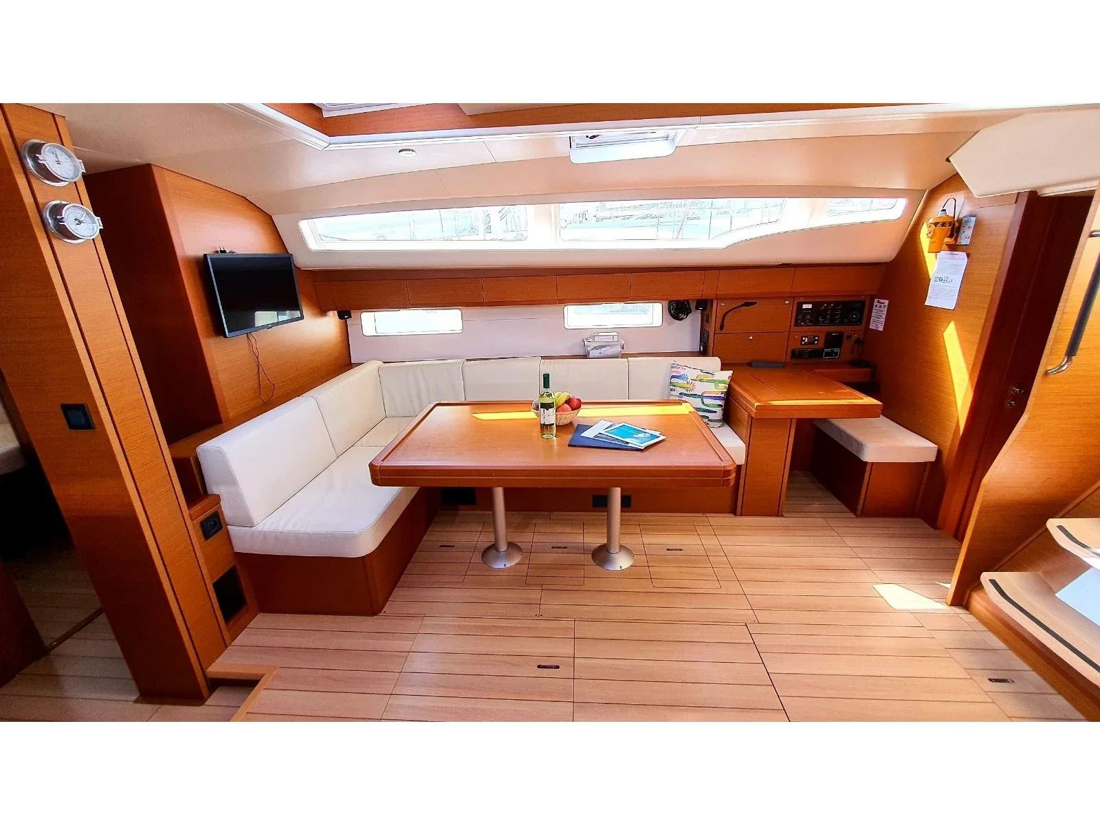 Yacht JEANNEAU 54 - Magic Angels - Foto 1