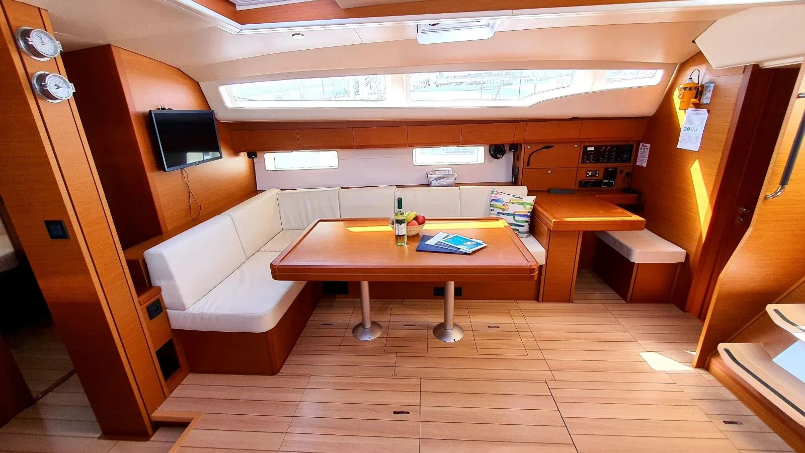 Yacht JEANNEAU 54 - Magic Angels - Foto 1