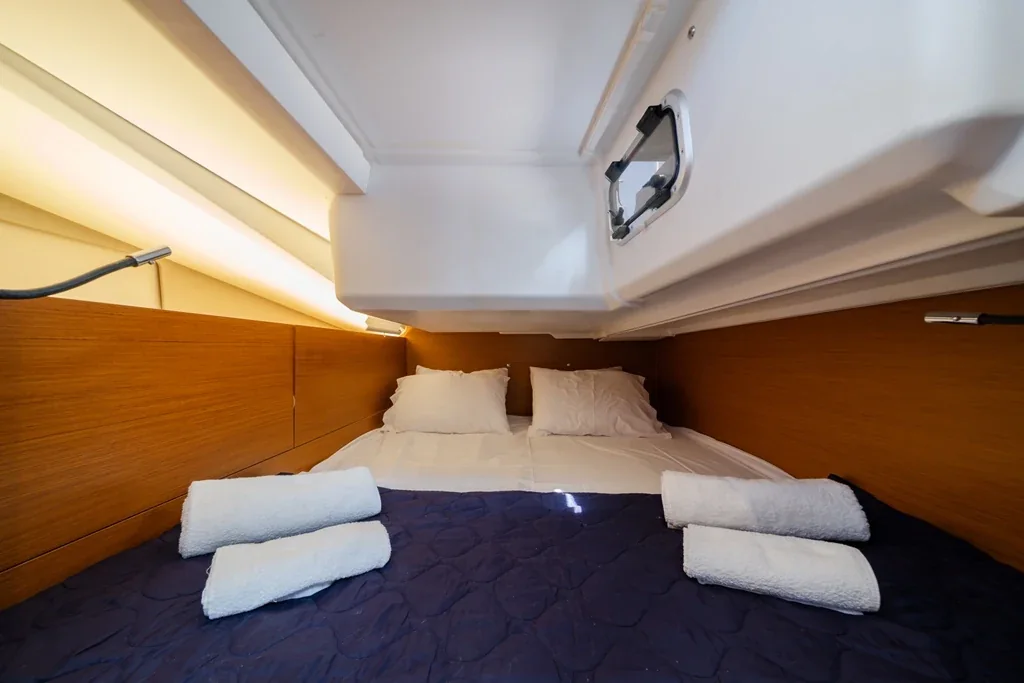 Yacht JEANNEAU Sun Odyssey 440 - Amorgos