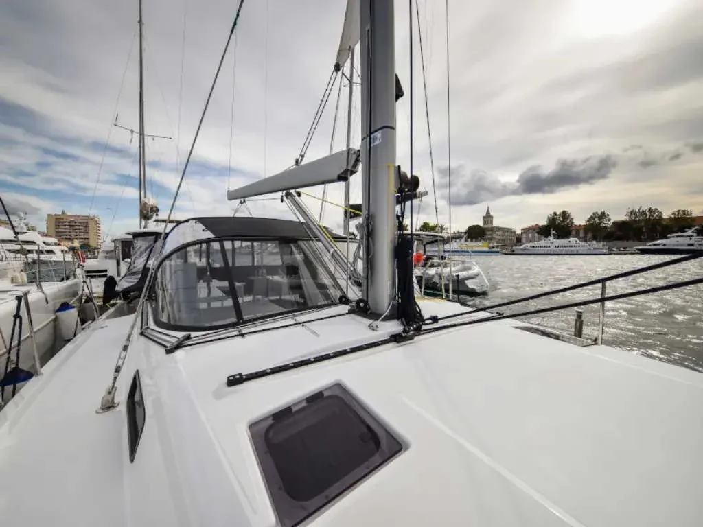 Yacht JEANNEAU Sun Loft 47 - New Horizons II - Foto 1