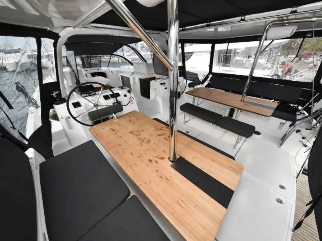 Yacht JEANNEAU Sun Loft 47 - New Horizons II - Foto 1