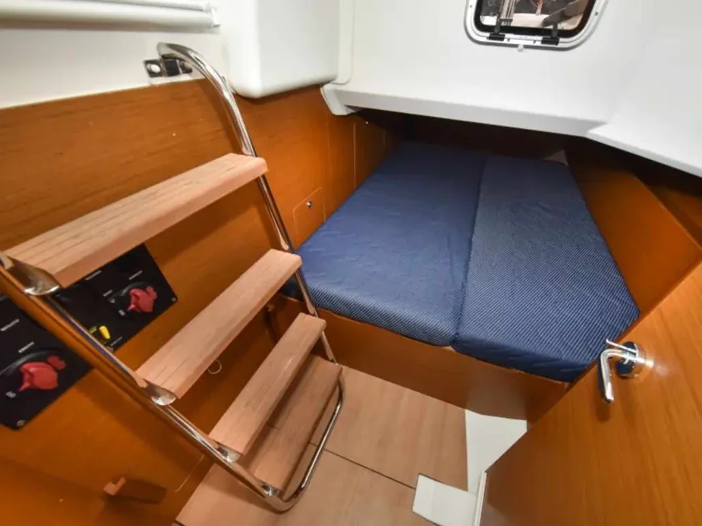 Yacht JEANNEAU Sun Loft 47 - New Horizons II - Foto 1