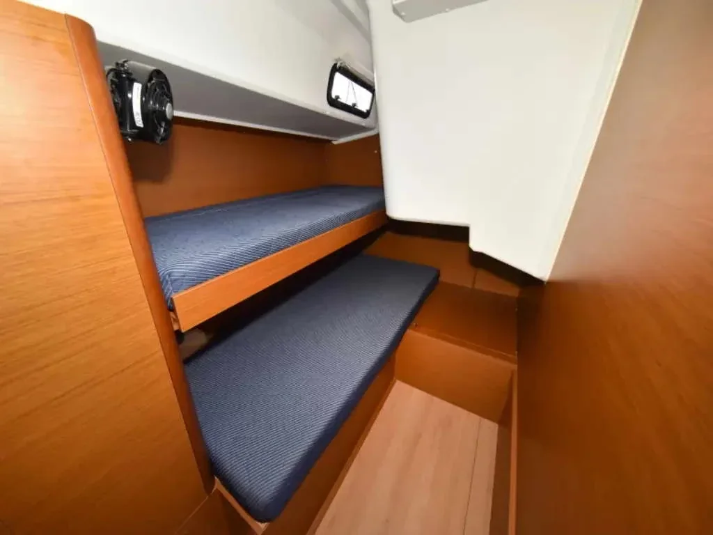 Yacht JEANNEAU Sun Loft 47 - New Horizons II - Foto 1